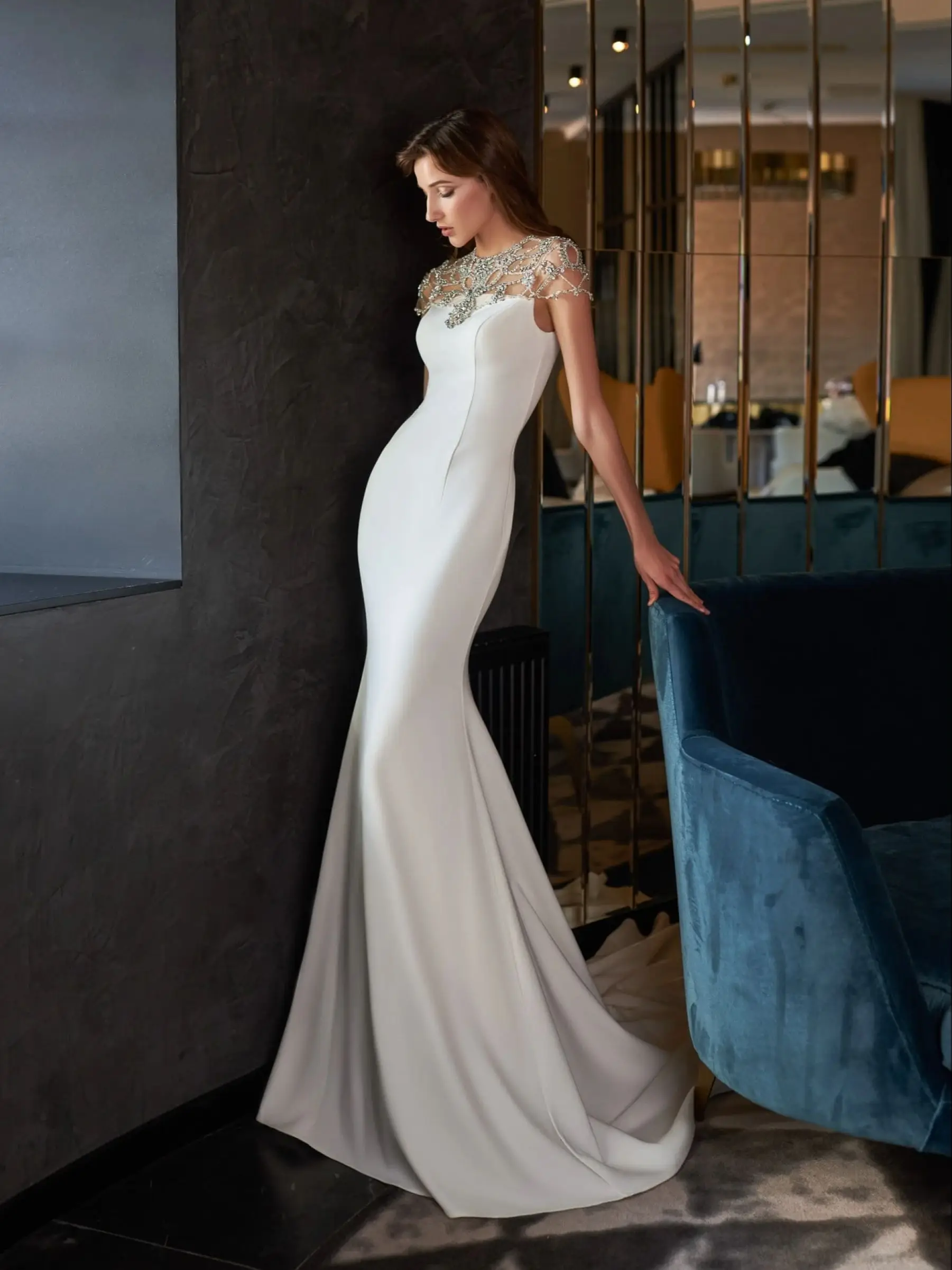 Женское свадебное платье с юбкой годе It's yiiya, белое винтажное платье с круглым вырезом, короткими рукавами и кристаллами, расшитое бисером, на лето 2023
Женское свадебное платье с юбкой годе It's yiiya, белое винтажное платье с круглым вырезом, короткими рукавами и кристаллами, расшитое бисером, на лето 2023