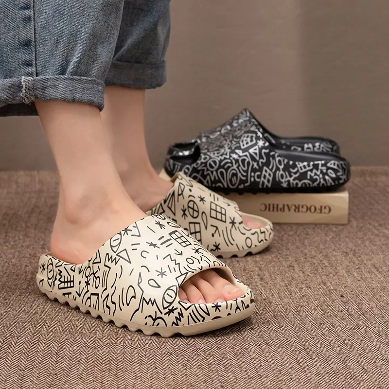 NEW IN 2022 Summer Fashion Coconut Ripe Slippers Men's Outdoor Net Infrared Wear New Flip Sesame Street Trendy Beach Shoes
NEW IN 2022 Summer Fashion Coconut Ripe Slippers Men's Outdoor Net Infrared Wear New Flip Sesame Street Trendy Beach Shoes