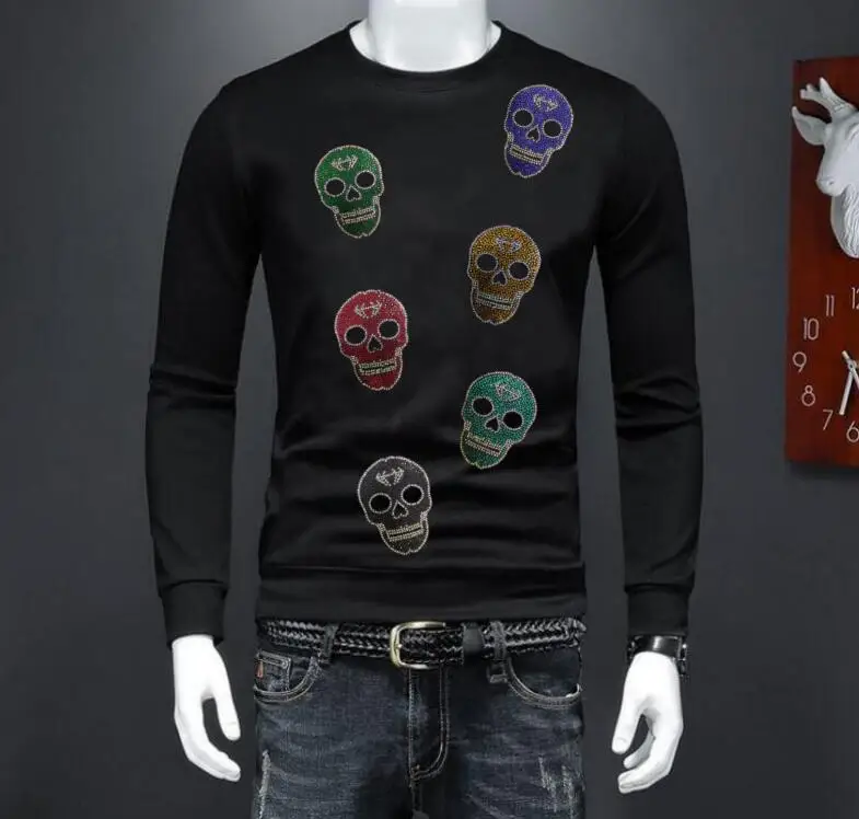 Мужская толстовка с капюшоном в стиле хип-хоп 
Мужская толстовка с капюшоном в стиле хип-хоп