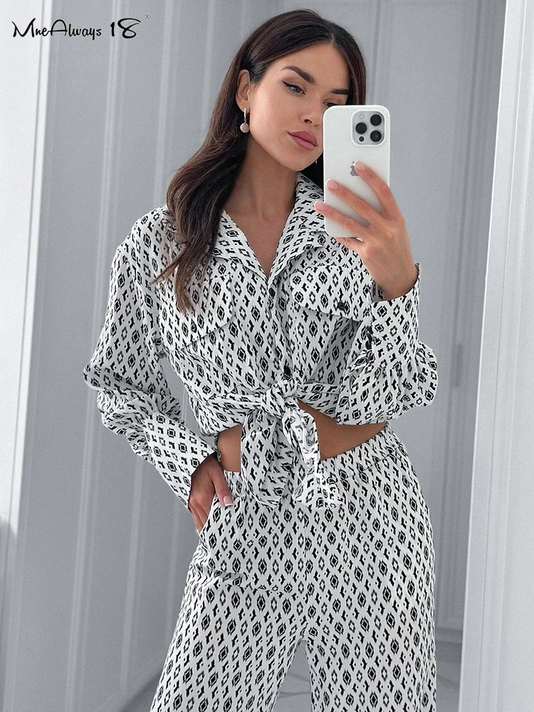 Mnealways18 Fashion 2023 Printing Pants Suits Women 2 Pieces Notched Shirts And Wide Legs Pants Ladies Office Sets Autumn 2023
Mnealways18 Fashion 2023 Printing Pants Suits Women 2 Pieces Notched Shirts And Wide Legs Pants Ladies Office Sets Autumn 2023