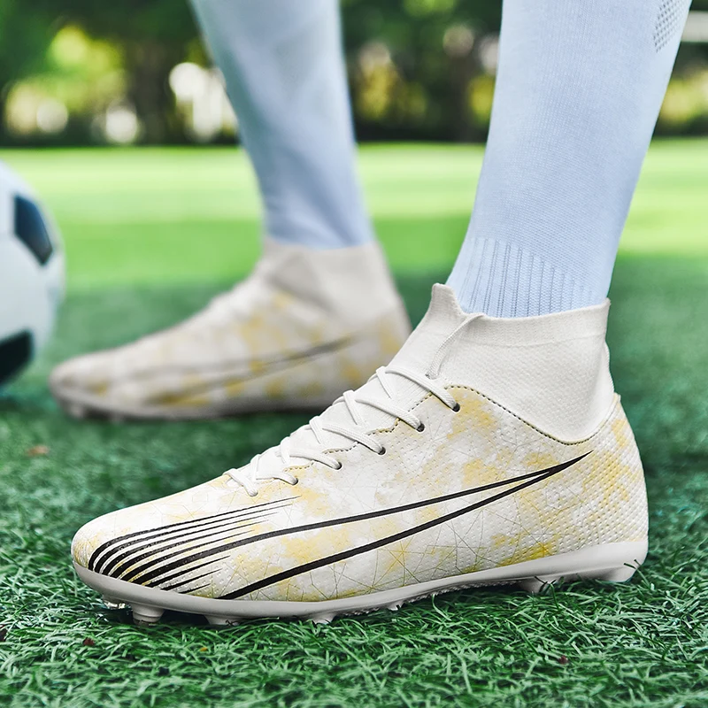 High Quality Football Shoes TF/FG Male Soccer Outdoor Futsal Training Shoes Professional Field Sneaker Cleats Size35-47
High Quality Football Shoes TF/FG Male Soccer Outdoor Futsal Training Shoes Professional Field Sneaker Cleats Size35-47