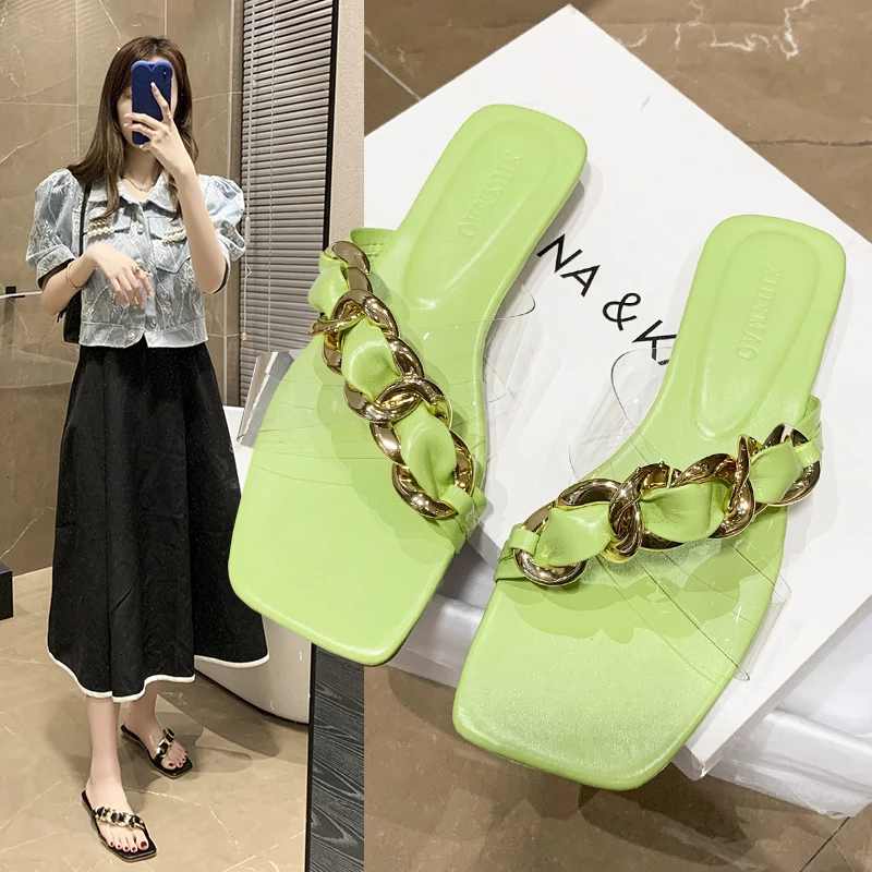 Metallic Decorative Slippers for Summer Wear 2022 New Versatile Flat Transparent flip-flops
Metallic Decorative Slippers for Summer Wear 2022 New Versatile Flat Transparent flip-flops