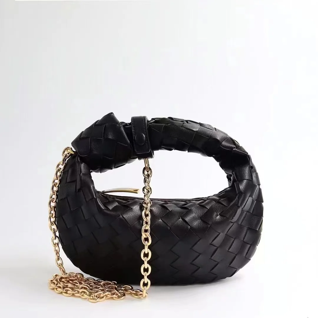 New Chain Woven Knot Shoulder Bag Handmade Luxury Designer Small Handbag Women's Knitted Wallet and Handbag
New Chain Woven Knot Shoulder Bag Handmade Luxury Designer Small Handbag Women's Knitted Wallet and Handbag