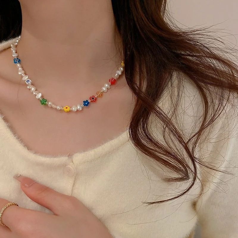 

Baroque Simulated Pearls Cute Flowers Colorful Hand-woven Beaded Short Clavicle Chain Choker Necklace For Women Girls Jewelry