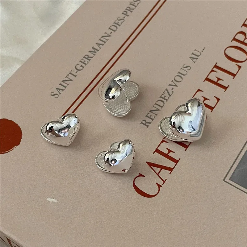 Real 925 Sterling Silver French Style Glossy Love Heart Clip On Earrings Retro Jewelry for Women Hypoallergenic Earring
Real 925 Sterling Silver French Style Glossy Love Heart Clip On Earrings Retro Jewelry for Women Hypoallergenic Earring