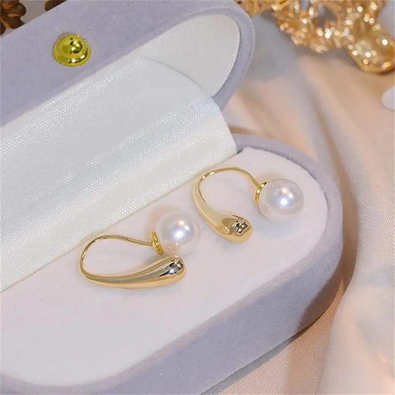 YDL Minimalist Trendy Earrings Exquisite Small Fine Pearl Teardrop Lady Romantic Earrings Aesthetic Exquisite Fashion Jewelry
YDL Minimalist Trendy Earrings Exquisite Small Fine Pearl Teardrop Lady Romantic Earrings Aesthetic Exquisite Fashion Jewelry
