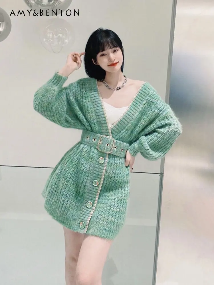 Autumn and Winter New Fashion Sweater Coat Fashion Waist Trimming Slimming Temperament Woolen Knit Cardigan Top Women's Clothing
Autumn and Winter New Fashion Sweater Coat Fashion Waist Trimming Slimming Temperament Woolen Knit Cardigan Top Women's Clothing
