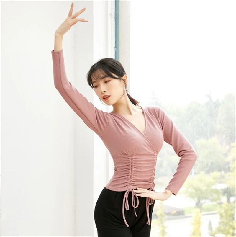 2022 New V-Neck Soft Spring Autumn Women Latin Dance Wear Modern Dance Latin Practice Long Sleeve Dance Top
2022 New V-Neck Soft Spring Autumn Women Latin Dance Wear Modern Dance Latin Practice Long Sleeve Dance Top