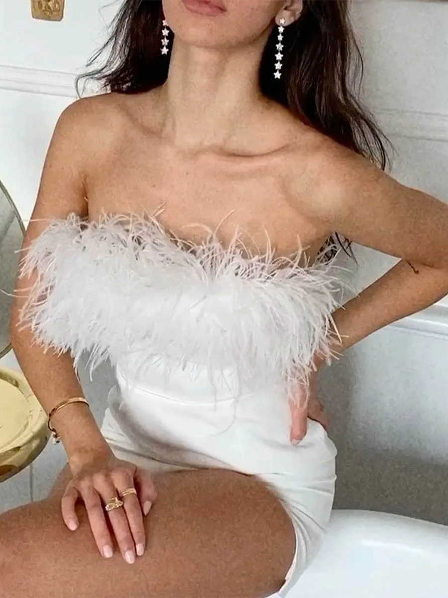 Fashion Female Bodycon Dress Summer Solid Color Feathers Boat Neck Sleeveless Dress White Black Daily Wear High-Quality Material 
Fashion Female Bodycon Dress Summer Solid Color Feathers Boat Neck Sleeveless Dress White Black Daily Wear High-Quality Material
