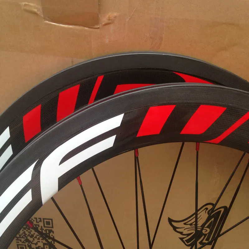 3k glossy red white F5R 50mm carbon bike wheels 700x25mm wide clincher/tubuless/tubular cycling carbon wheels made in china
3k glossy red white F5R 50mm carbon bike wheels 700x25mm wide clincher/tubuless/tubular cycling carbon wheels made in china