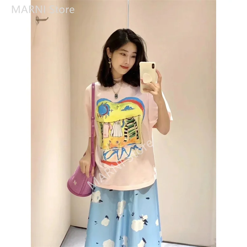 Marni hand painted cartoon bold graffiti print short sleeve T-shirt women sweet cute pink loose round neck top pink T Shirt
Marni hand painted cartoon bold graffiti print short sleeve T-shirt women sweet cute pink loose round neck top pink T Shirt