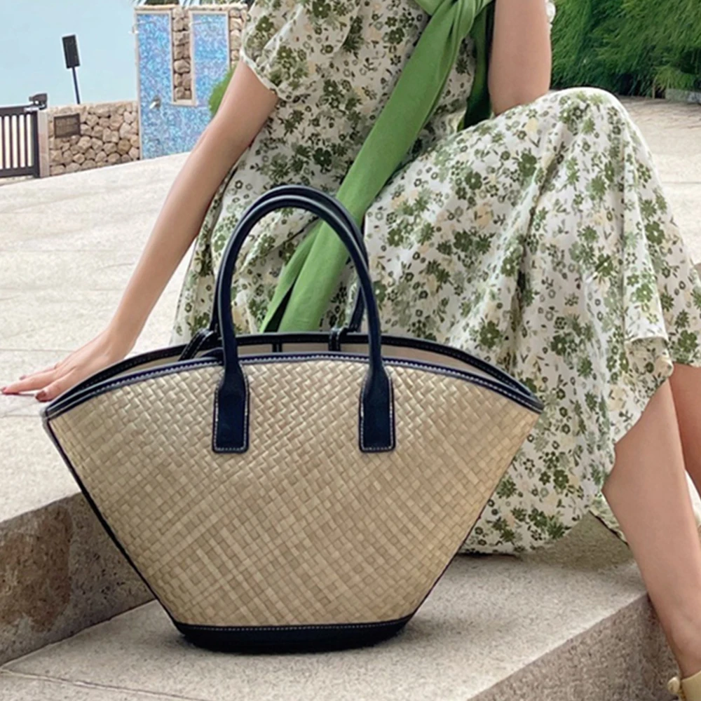 Fashion Vintage Rattan Women's Handbag Wicker Woven Basket Bag Handmade Summer Beach One Shoulder Messenger Bag Large Handbag
Fashion Vintage Rattan Women's Handbag Wicker Woven Basket Bag Handmade Summer Beach One Shoulder Messenger Bag Large Handbag
