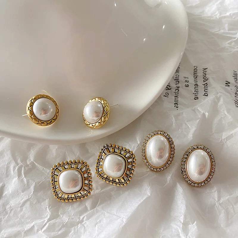 3 Designs Round Oval Square Geometrical Pearl Earrings for Women Lady Gold Color Alloy Big Drop Dangle Earrings Bridal Jewelry
3 Designs Round Oval Square Geometrical Pearl Earrings for Women Lady Gold Color Alloy Big Drop Dangle Earrings Bridal Jewelry