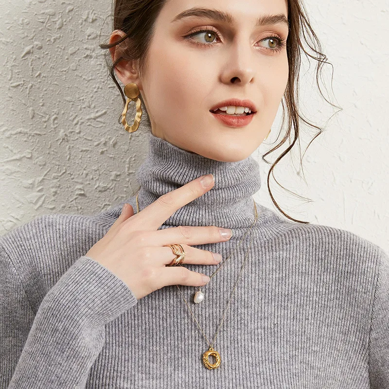 2021 NEW FASHION WOMEN High Neck Slim Top Women's Bottoming Shirt Solid Color Long Sleeve T-Shirt 2022
2021 NEW FASHION WOMEN High Neck Slim Top Women's Bottoming Shirt Solid Color Long Sleeve T-Shirt 2022