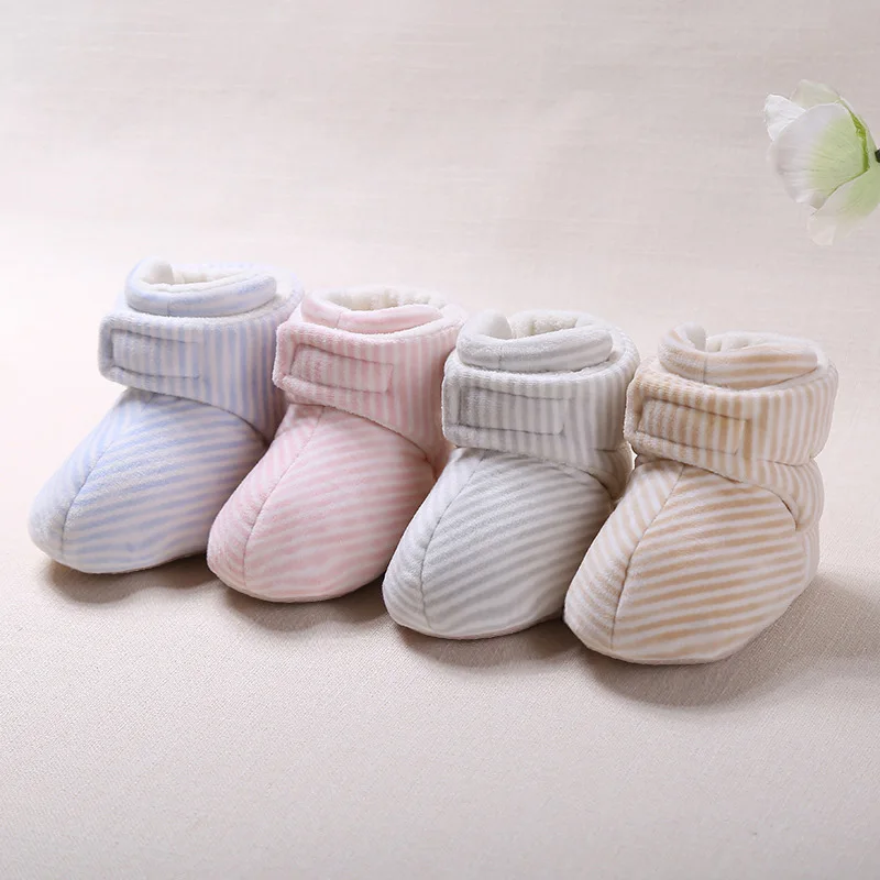 

Ircomll Toddler Infant Baby Winter Booties New Born Shoes Baby Cozy Fuzzy Fur First Girl Boy Hook&Loop Infant Prewalker Walkers