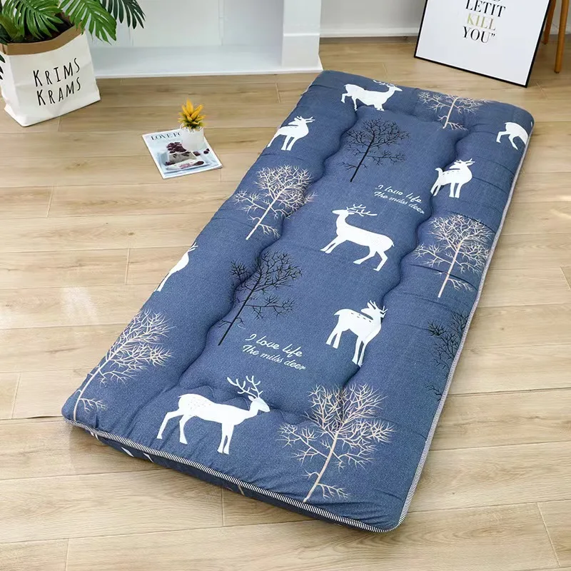 Non-slip lightweight mattress home bedding protection pad student folding tatami mattress floor ground sleeping pad
Non-slip lightweight mattress home bedding protection pad student folding tatami mattress floor ground sleeping pad