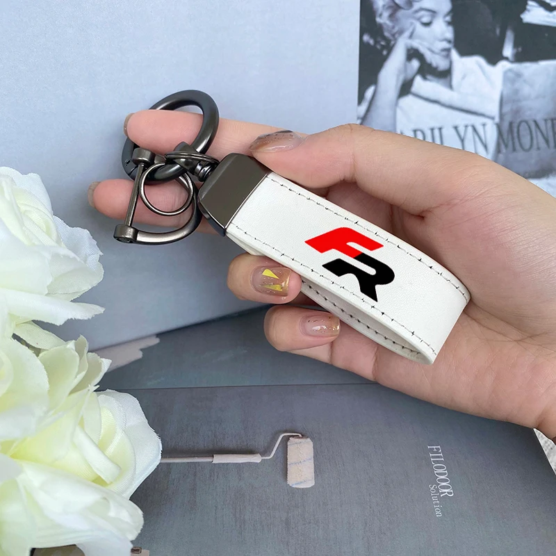 For Seat Alhambra Leon Ateca Arona Altea ltea Cupra Toledo Tarraco lbiza Top Layer Cowhide FR Key Chain Car Accessories
For Seat Alhambra Leon Ateca Arona Altea ltea Cupra Toledo Tarraco lbiza Top Layer Cowhide FR Key Chain Car Accessories