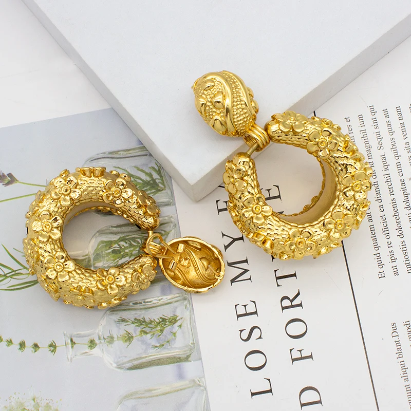 Floral Drop Earrings Women 24K Gold Plated Copper Big Hanging Dangle Earrings African Dubai Golden Large Style Fashion Jewelry
Floral Drop Earrings Women 24K Gold Plated Copper Big Hanging Dangle Earrings African Dubai Golden Large Style Fashion Jewelry