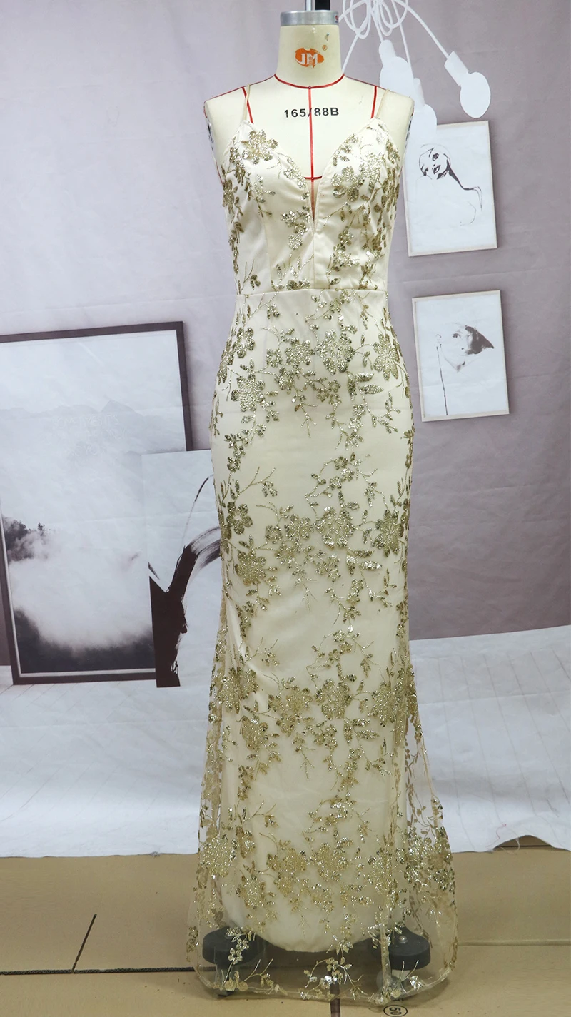 Sexy Women Spaghetti Strap Deep V Neck Backless Elegant Ladies Prom Cocktail Evening Party Long dress
Sexy Women Spaghetti Strap Deep V Neck Backless Elegant Ladies Prom Cocktail Evening Party Long dress