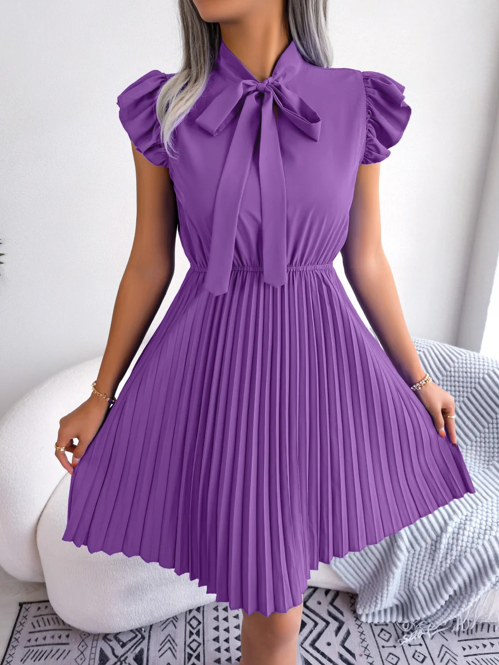 2023 Summer new elegant casual dress,Temperament Lace up Waist Large Swing Pleated Dress for Women
2023 Summer new elegant casual dress,Temperament Lace up Waist Large Swing Pleated Dress for Women