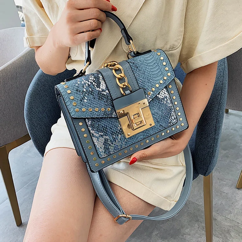 Women's Bag Fashion Messenger Bag Snake Pattern Small Square Handbag Ladies Shoulder Crossbody Clutch Female Handbag
Women's Bag Fashion Messenger Bag Snake Pattern Small Square Handbag Ladies Shoulder Crossbody Clutch Female Handbag