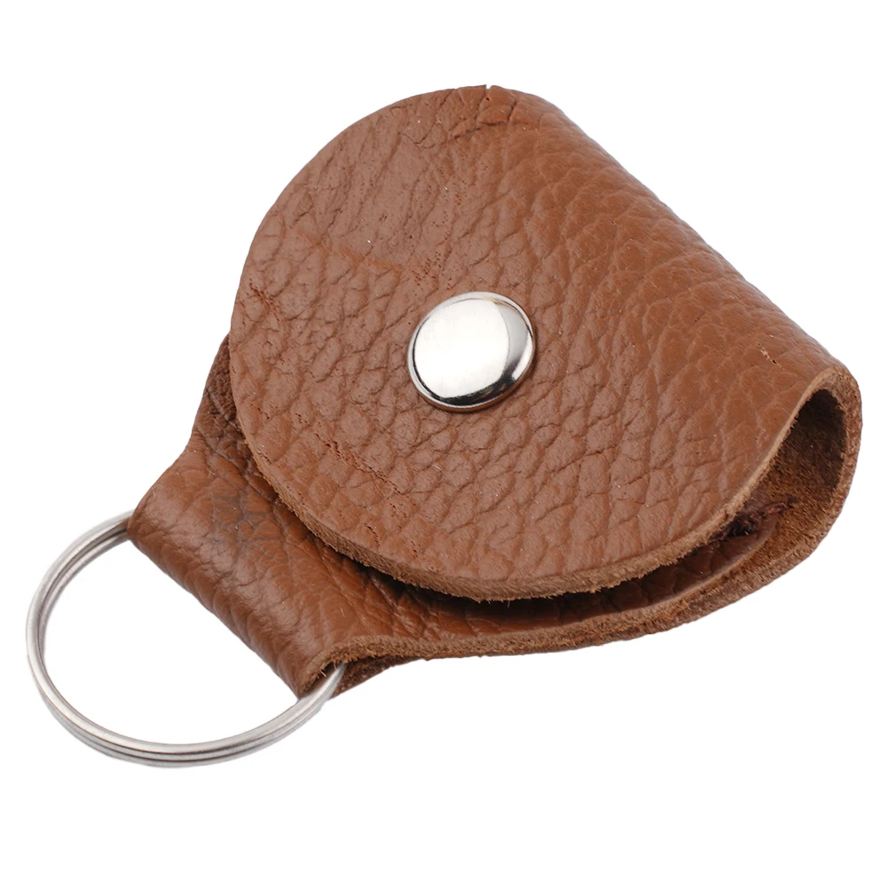 1PC Leather Guitar Picks Holder Bag Mediator Quick Storage Plectrums Case High Quality Random Color Keychain Accessories 64x46mm
1PC Leather Guitar Picks Holder Bag Mediator Quick Storage Plectrums Case High Quality Random Color Keychain Accessories 64x46mm