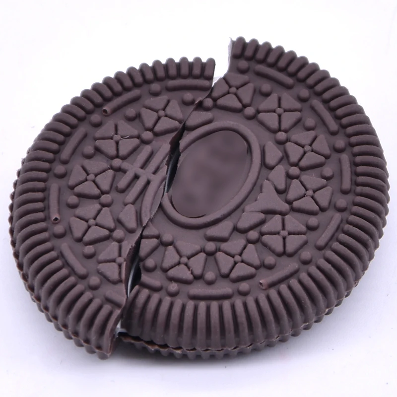 Magic Tricks Biscuit Bitten Restored Bite Oreo Cookie Close Up Illusion Magician Prop Juegos De Magia Fun Toys
Magic Tricks Biscuit Bitten Restored Bite Oreo Cookie Close Up Illusion Magician Prop Juegos De Magia Fun Toys