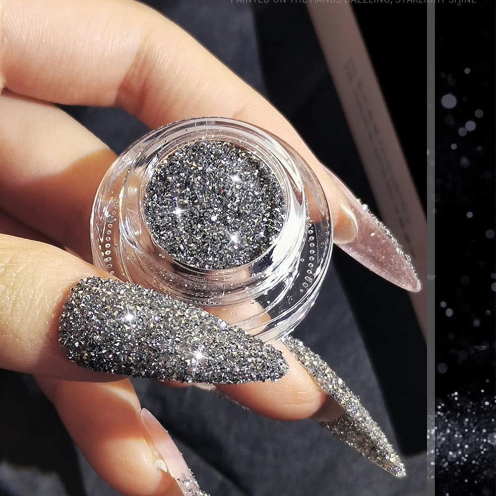 1 Box Reflective Diamonds Nail Glitter Powder Dazzling Nail Art DIY Decoration Polish Chrome Dust Sparkly Flash Disco Pigment
1 Box Reflective Diamonds Nail Glitter Powder Dazzling Nail Art DIY Decoration Polish Chrome Dust Sparkly Flash Disco Pigment
