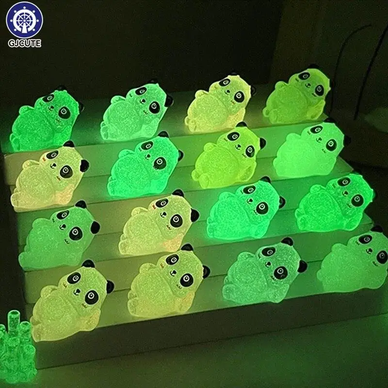 Random 2Pcs Luminous Panda Bamboo Ornament Mini Color Cartoon Doll Micro Landscape Decoration Dollhouse Miniature Toy
Random 2Pcs Luminous Panda Bamboo Ornament Mini Color Cartoon Doll Micro Landscape Decoration Dollhouse Miniature Toy