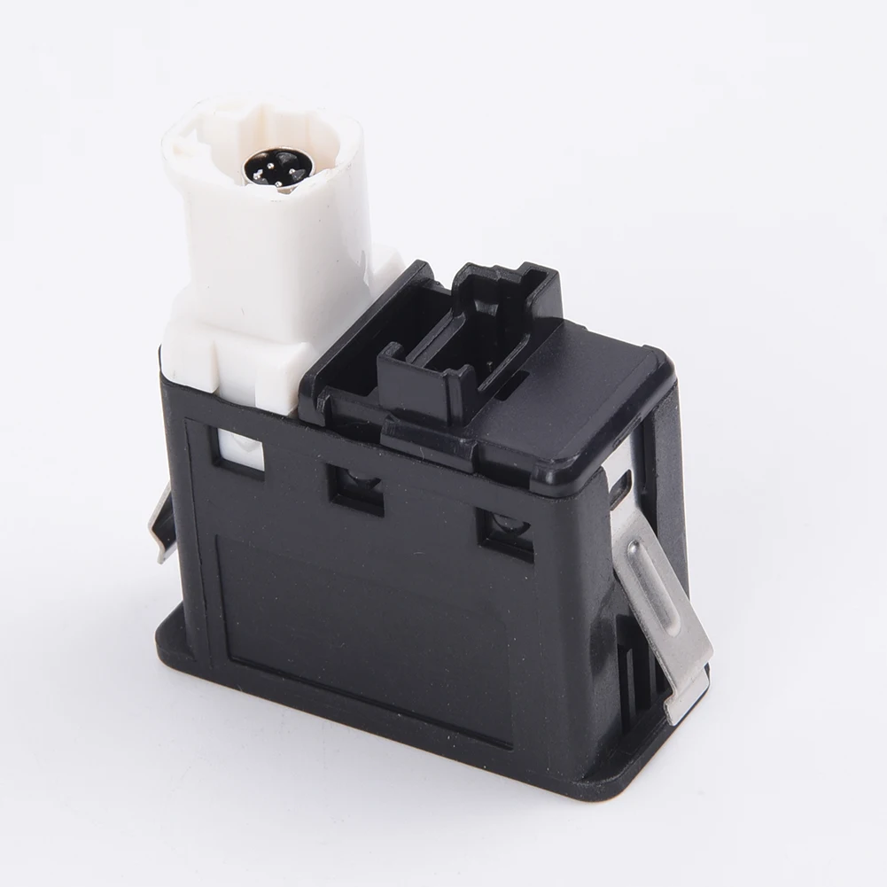 Car Parts USB AUX Input Socket E87 Black For BMW Switch 84109237653 For MINI Cabrio R57 For MINI Clubman R55 Car High Quality
Car Parts USB AUX Input Socket E87 Black For BMW Switch 84109237653 For MINI Cabrio R57 For MINI Clubman R55 Car High Quality
