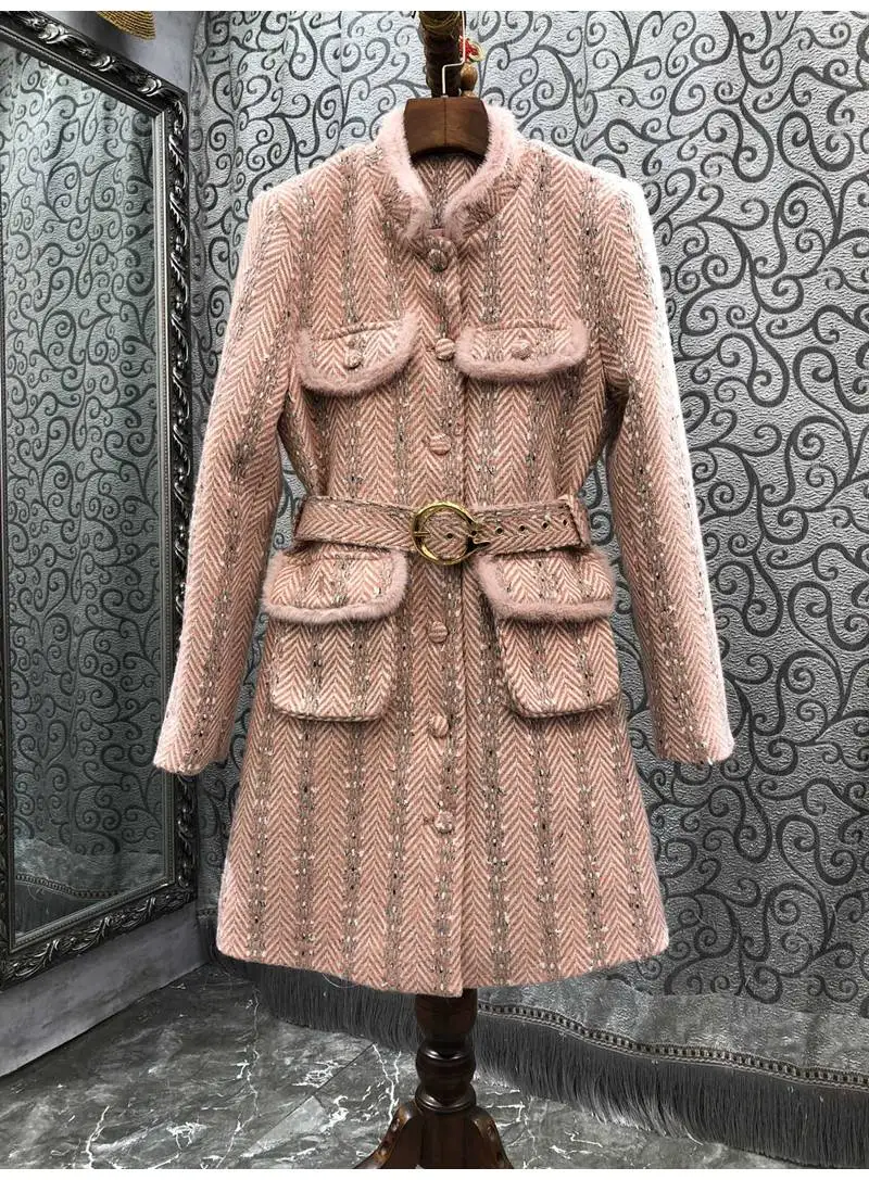 New 2022 Winter Long Coats High Quality Wool Blend Women Pocket Adjustable Belt Deco Long Sleeve Casual Vintage Woolen Coats
New 2022 Winter Long Coats High Quality Wool Blend Women Pocket Adjustable Belt Deco Long Sleeve Casual Vintage Woolen Coats