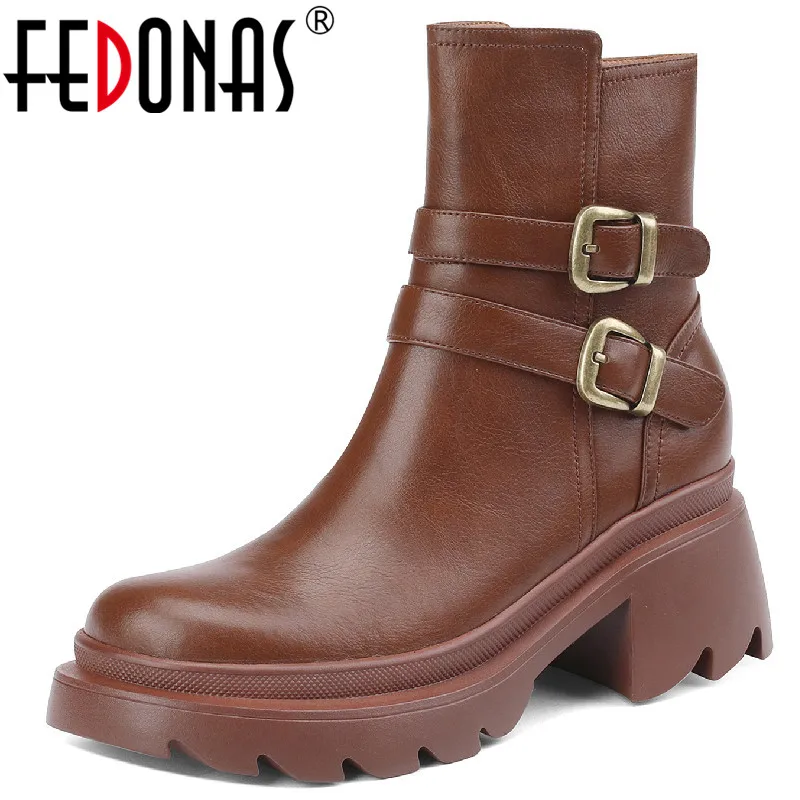 FEDONAS Women Ankle Boots Fashion Punk Style Metal Buckle Thick Heels Autumn Winter Working Casual Genuine Leather Shoes Woman
FEDONAS Women Ankle Boots Fashion Punk Style Metal Buckle Thick Heels Autumn Winter Working Casual Genuine Leather Shoes Woman