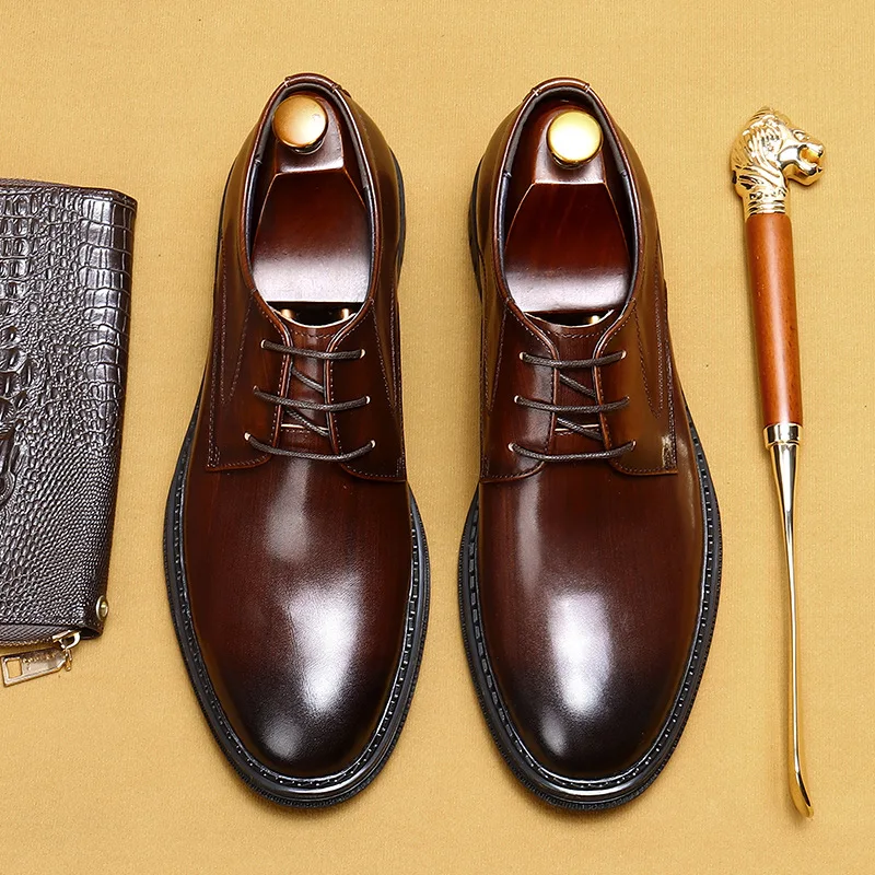 Fashion Men Formal Dress Shoes Wedding Office Brogue Male Oxfords Shoes Genuine Leather Black Party Lace Up Shoes Autumn Spring 
Fashion Men Formal Dress Shoes Wedding Office Brogue Male Oxfords Shoes Genuine Leather Black Party Lace Up Shoes Autumn Spring