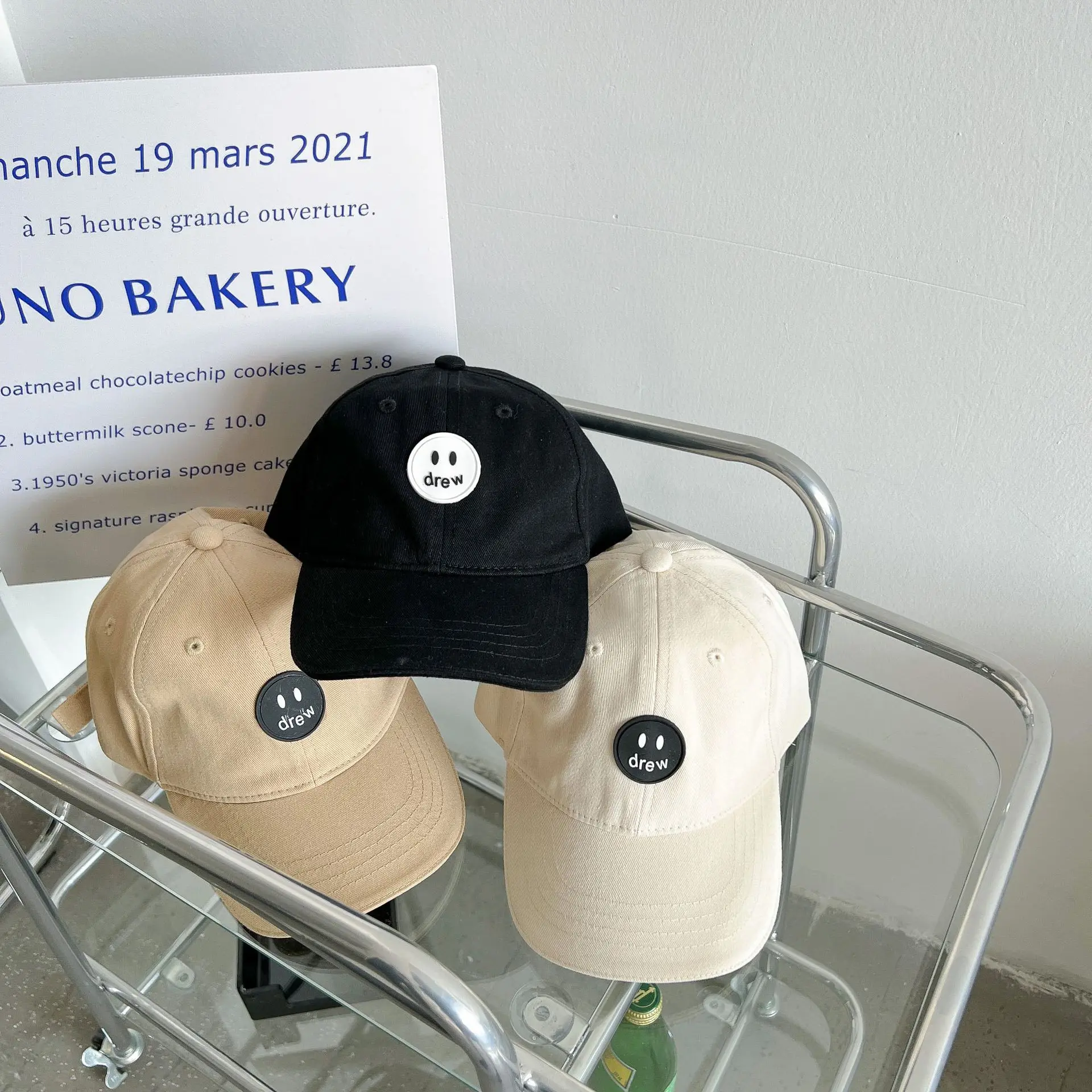 2022 New Cute Toddler Baseball Cap Boy Fashion All-match Comfortable Candy Color Peaked Caps Girl Smiley Sun Protection Hat
2022 New Cute Toddler Baseball Cap Boy Fashion All-match Comfortable Candy Color Peaked Caps Girl Smiley Sun Protection Hat