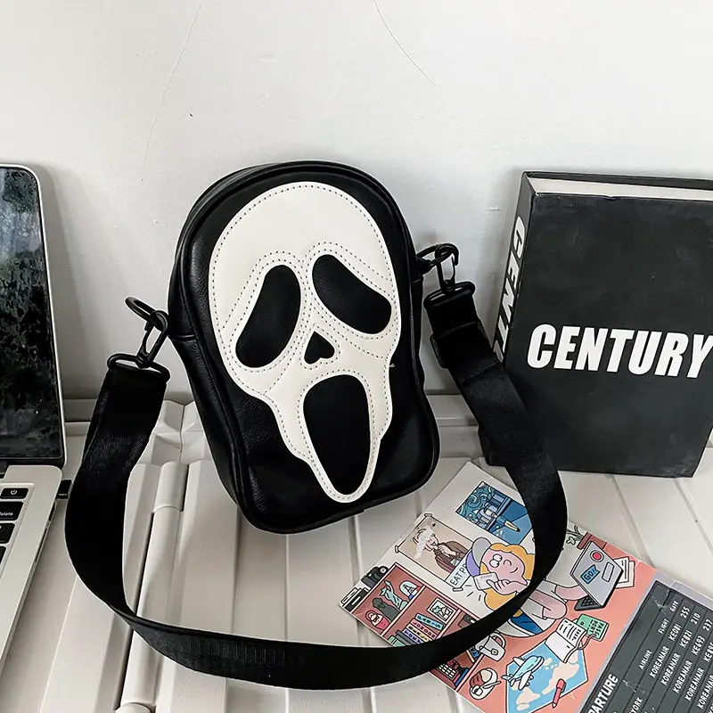 Kids Ghost Face Messenger Bag Skull Shoulder Bag PU Leather Mobile Phone Bag Halloween Gift 
Kids Ghost Face Messenger Bag Skull Shoulder Bag PU Leather Mobile Phone Bag Halloween Gift