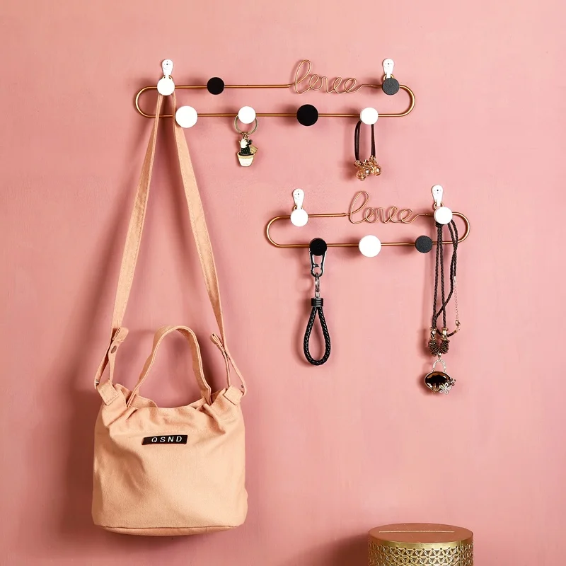 European Style Love Text Decoration Hook Living Room Wall Key Hanging Bedroom Coat Rack Metal Crafts
European Style Love Text Decoration Hook Living Room Wall Key Hanging Bedroom Coat Rack Metal Crafts