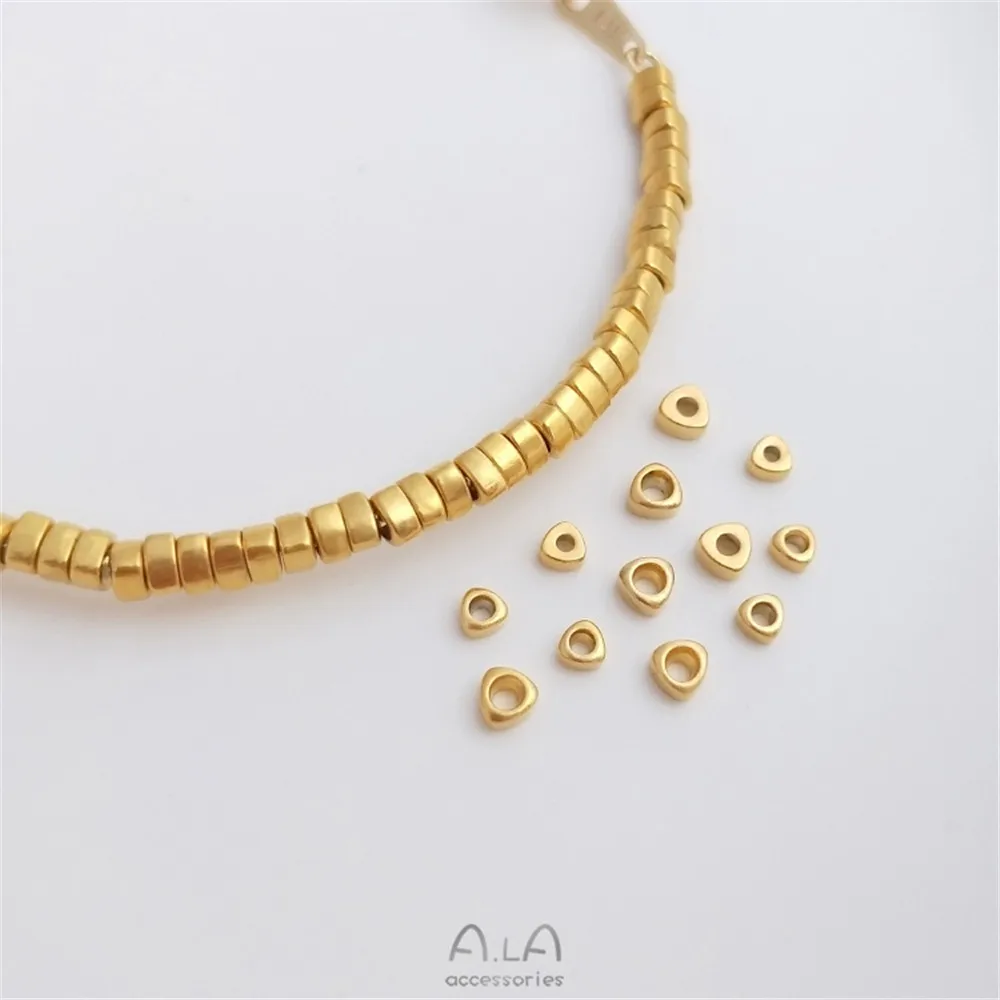 Sandy gold small broken gold scattered beads copper plated real gold triangular spacer DIY Bracelet head jewelry manual beading
Sandy gold small broken gold scattered beads copper plated real gold triangular spacer DIY Bracelet head jewelry manual beading