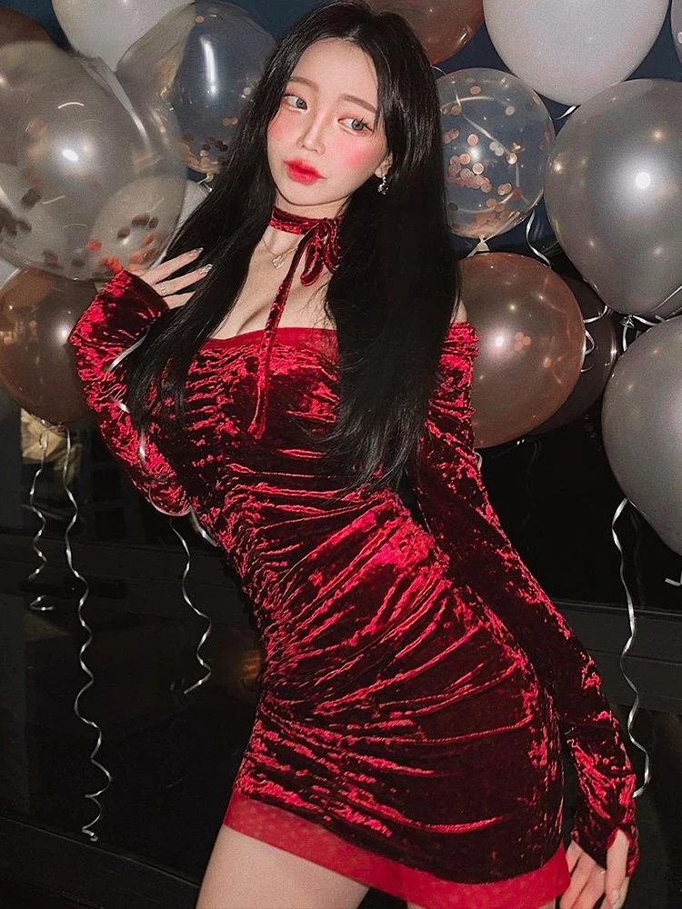 Sexy Mesh Velvet Long Sleeve Backless Ruched Red Bodycon Mini Dresses for Women 2023 Elegant Club Birthday Party Fall Outfits 
Sexy Mesh Velvet Long Sleeve Backless Ruched Red Bodycon Mini Dresses for Women 2023 Elegant Club Birthday Party Fall Outfits