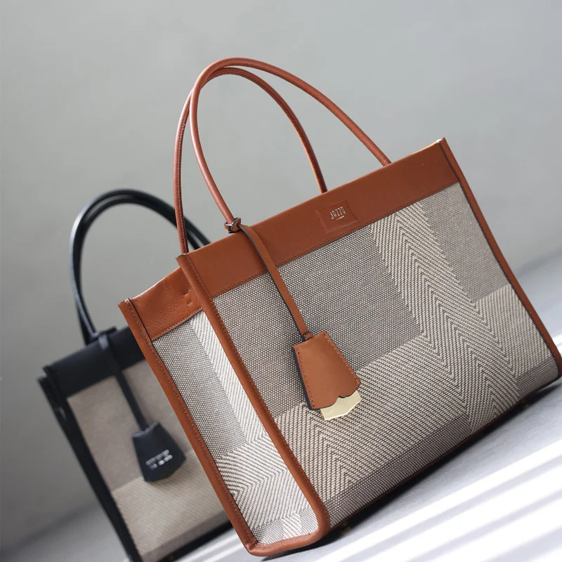 2022 Women Fashion Handbag Luxury Shoulder Tote Bag Large Capacity Crossbody Bags Messenger Purses
2022 Women Fashion Handbag Luxury Shoulder Tote Bag Large Capacity Crossbody Bags Messenger Purses