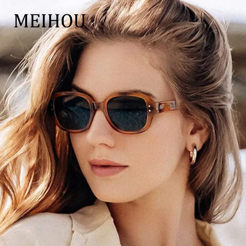 Fashion Oval Shades For Women Sunglasses Brand Designer Sun Glasses Woman Vintage Green Eyewear Goggles UV400
Fashion Oval Shades For Women Sunglasses Brand Designer Sun Glasses Woman Vintage Green Eyewear Goggles UV400
