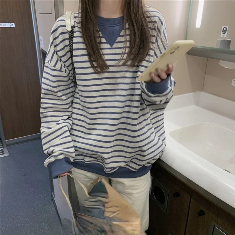 Hoodies Women's Striped Sweatshirt BF Loose Korean Thin Design Tops Sweatshirts Vintage Crewneck Sweatshirt Long Sleeve Hoodies
Hoodies Women's Striped Sweatshirt BF Loose Korean Thin Design Tops Sweatshirts Vintage Crewneck Sweatshirt Long Sleeve Hoodies