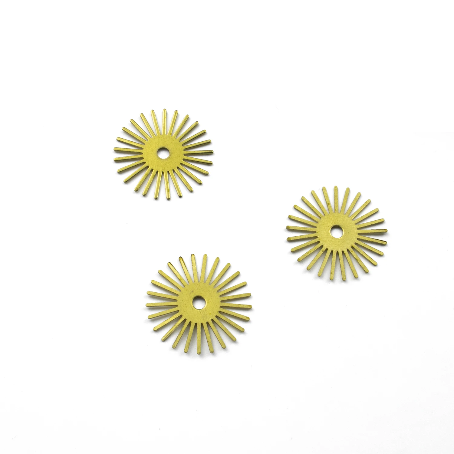 Необработанные латунные подвески в виде подсолнухов, богемные серьги, подвески, Подвески для изготовления ювелирных изделий «сделай сам», ... 
Необработанные латунные подвески в виде подсолнухов, богемные серьги, подвески, Подвески для изготовления ювелирных изделий «сделай сам», ...