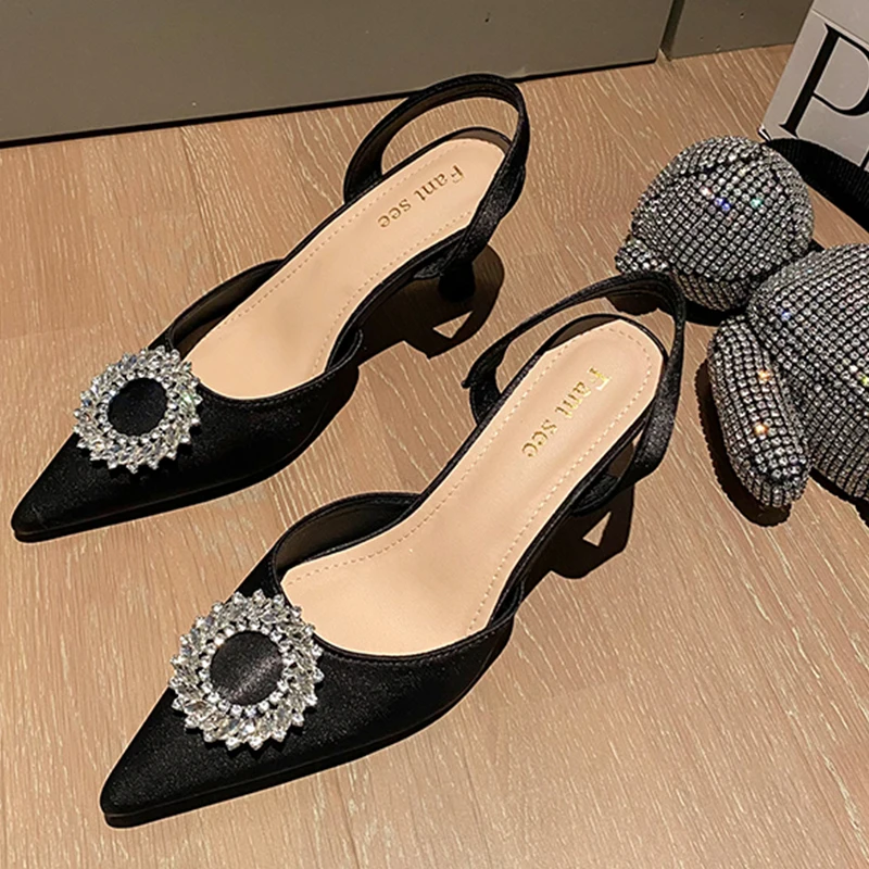Female Shoes Ladies Sandals Party Thin High Heels Sandals 2022 Fashion Women Pumps Casual Outside Rhinestones Pointed Toe
Female Shoes Ladies Sandals Party Thin High Heels Sandals 2022 Fashion Women Pumps Casual Outside Rhinestones Pointed Toe
