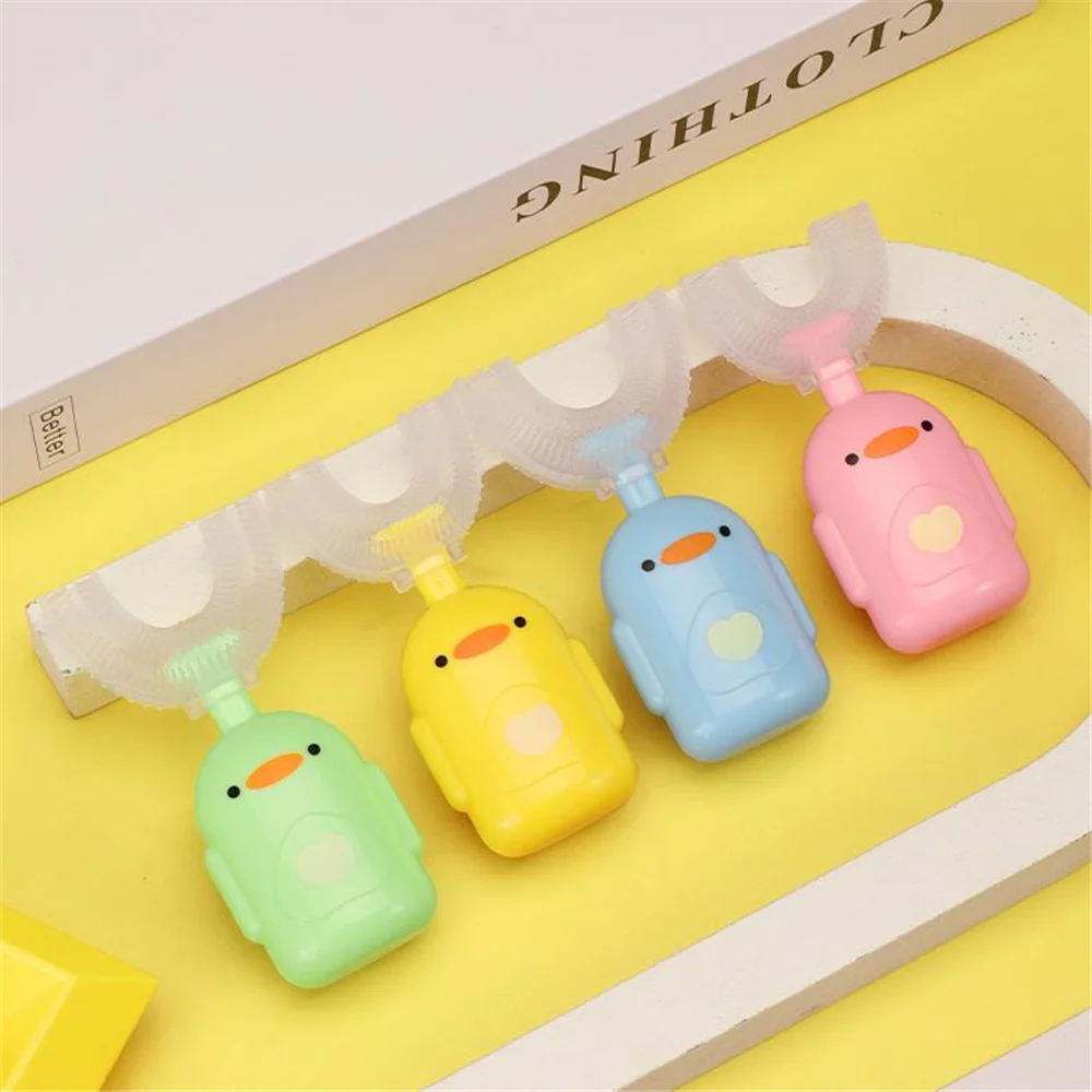 1Pc Manual Children's 360 Degree U-Shaped Toothbrush Silicone Toothbrush Baby Oral Cleaning Baby Toothbrush Oral Health Care
1Pc Manual Children's 360 Degree U-Shaped Toothbrush Silicone Toothbrush Baby Oral Cleaning Baby Toothbrush Oral Health Care