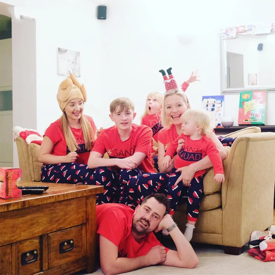 Family Christmas Pajamas Set Winter Warm Adult Kids Girls Boy Mother Daughter Clothes Matching Family Outfits Christmas Costume
Family Christmas Pajamas Set Winter Warm Adult Kids Girls Boy Mother Daughter Clothes Matching Family Outfits Christmas Costume