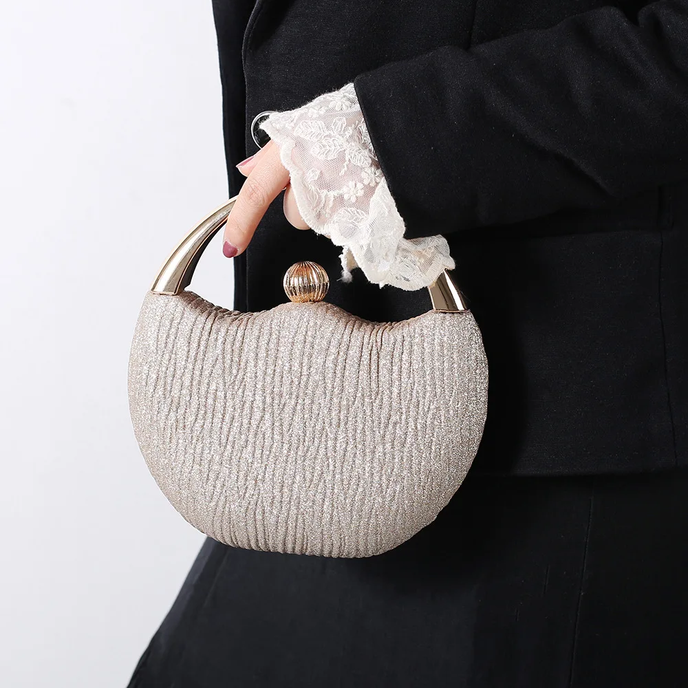 Fashion Woman Evening Bag Flower Basket Shaped Black Crinkled Designer Handbag Chain Messenger Bag Bridal Wedding Dress Wallet
Fashion Woman Evening Bag Flower Basket Shaped Black Crinkled Designer Handbag Chain Messenger Bag Bridal Wedding Dress Wallet