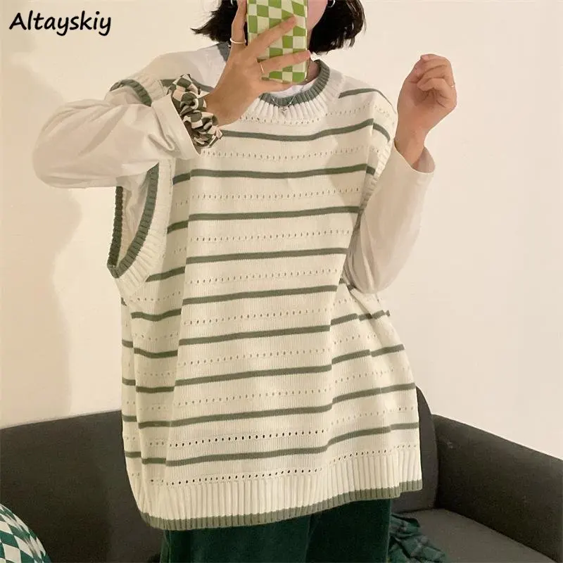 Женский винтажный свитер-жилет в полоску, свободный Универсальный мягкий простой Нежный свитер в Корейском стиле с круглым вырезом в стиле ... 
Женский винтажный свитер-жилет в полоску, свободный Универсальный мягкий простой Нежный свитер в Корейском стиле с круглым вырезом в стиле ...