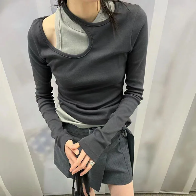 Fashionable Classic Trendy Luxury Design Sense Hollow Collar Slim Bottoming Shirt Casual and Versatile Long Sleeve T-shirt Women
Fashionable Classic Trendy Luxury Design Sense Hollow Collar Slim Bottoming Shirt Casual and Versatile Long Sleeve T-shirt Women