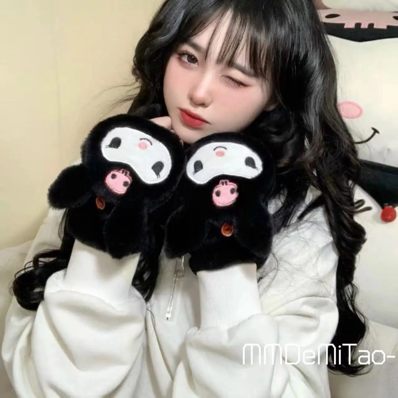 Sanrio Kawaii Kuromi Cinnamoroll Girls Winter Gloves Cute Student Soft Warm Cartoon Gloves Christmas Gifts Anime Accessories
Sanrio Kawaii Kuromi Cinnamoroll Girls Winter Gloves Cute Student Soft Warm Cartoon Gloves Christmas Gifts Anime Accessories
