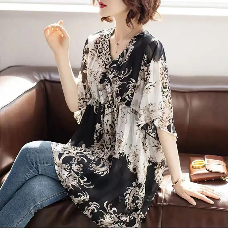 Fashion Summer Elegant V-Neck Shirt Casual Floral Printed Loose Women's Clothing Shirring Half Sleeve Korean Asymmetrical Blouse
Fashion Summer Elegant V-Neck Shirt Casual Floral Printed Loose Women's Clothing Shirring Half Sleeve Korean Asymmetrical Blouse